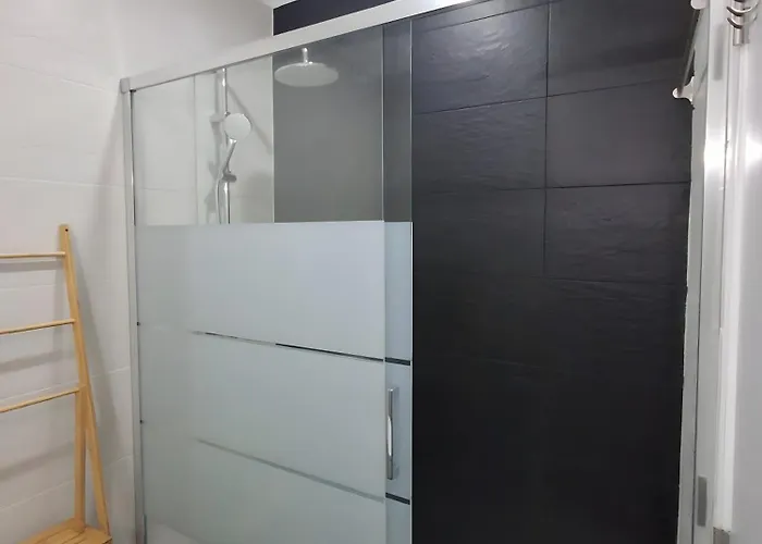 Jc Mar I - 2 Min To The Apartment