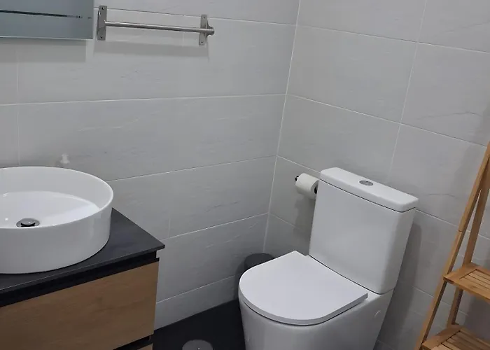 Jc Mar I - 2 Min To The